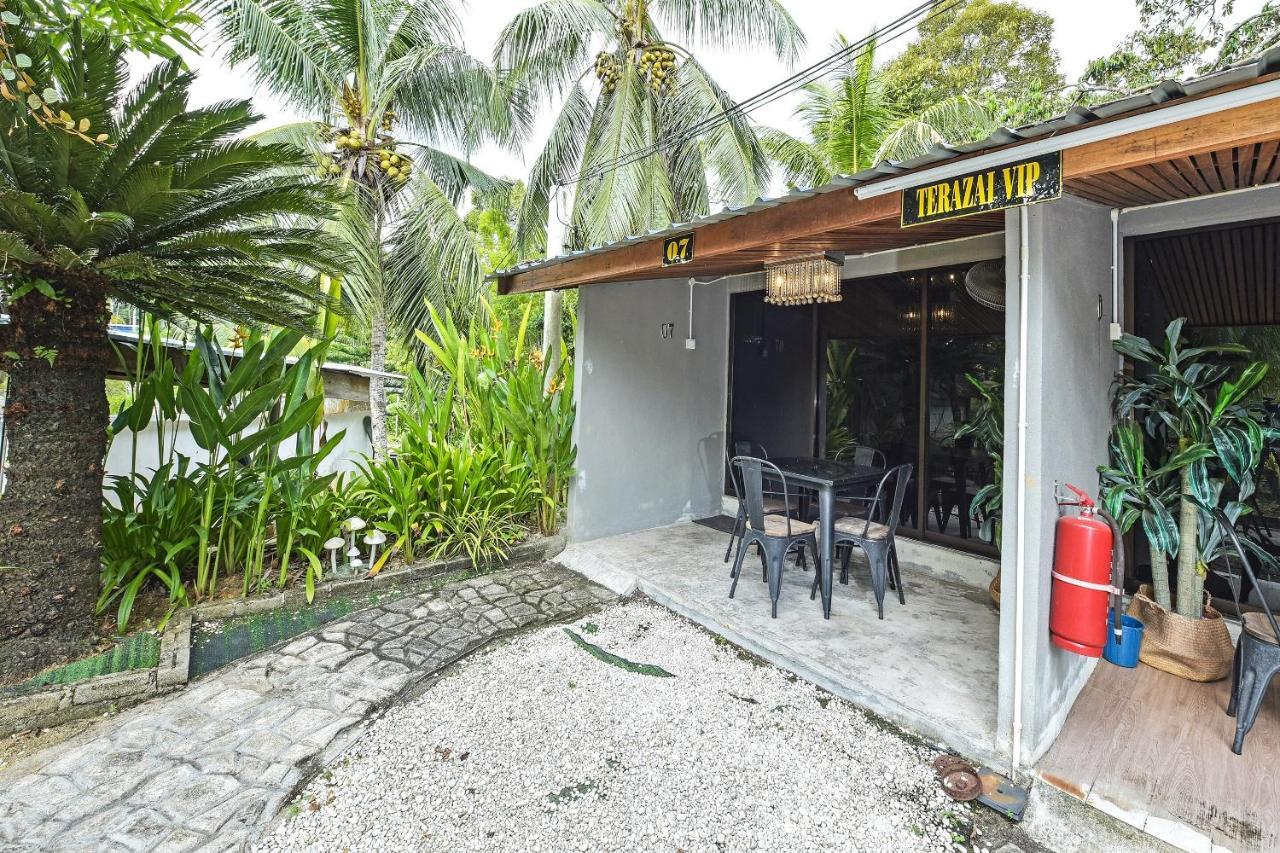 Oyo 90636 Teratak Zakiah Chalet Jerantut Exteriér fotografie