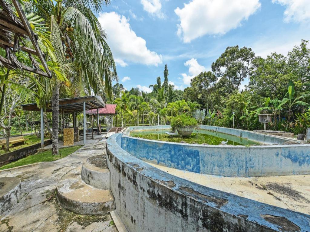 Oyo 90636 Teratak Zakiah Chalet Jerantut Exteriér fotografie